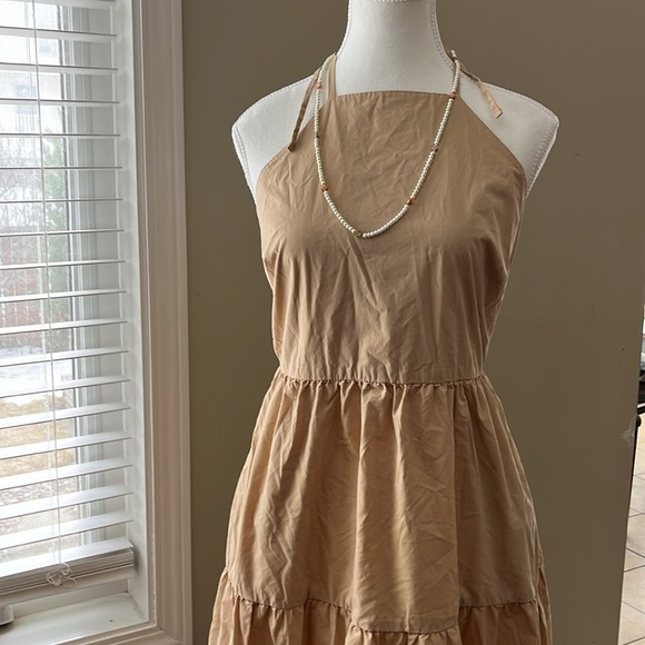 GAP Beige Maxi Dress - Picture 4 of 12